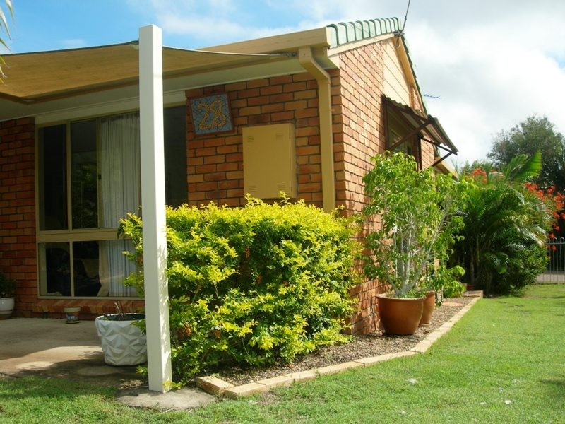 28 Rumbalara Avenue, Rainbow Beach QLD 4581
