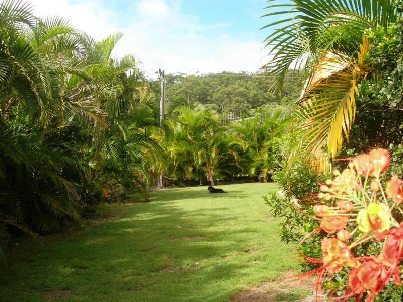 28 Rumbalara Avenue, Rainbow Beach QLD 4581