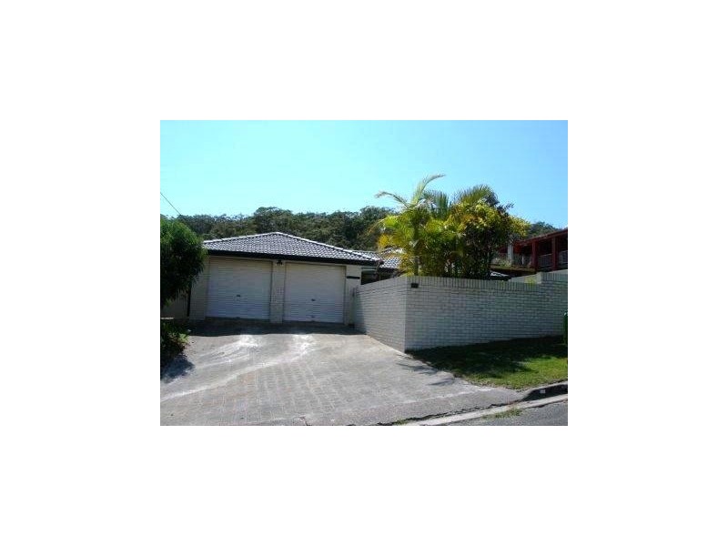 35 Rumbalara Avenue, Rainbow Beach QLD 4581