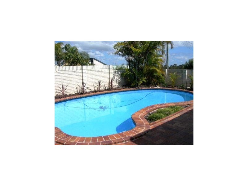 35 Rumbalara Avenue, Rainbow Beach QLD 4581