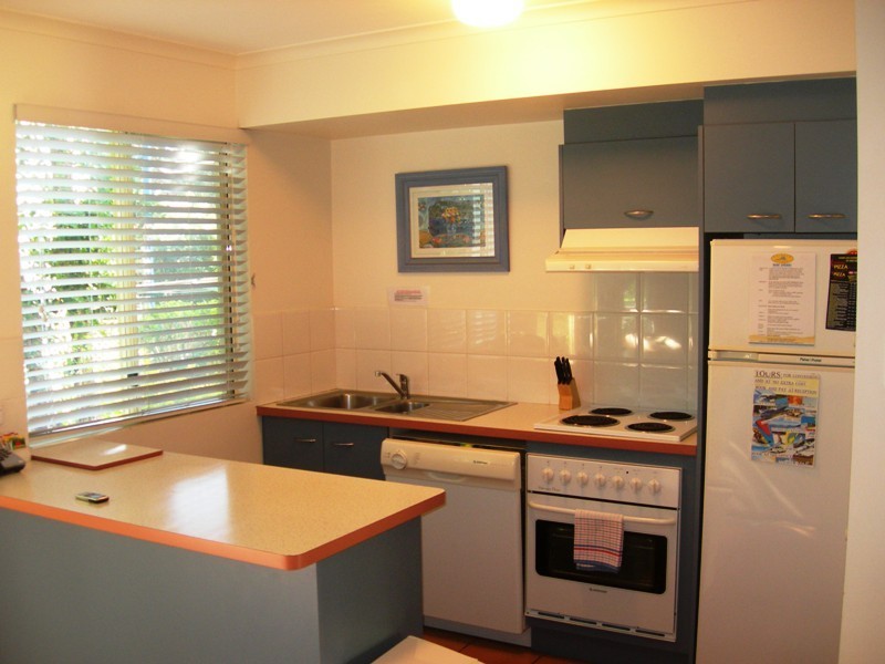 7/4 Double Island Drive, Rainbow Beach QLD 4581