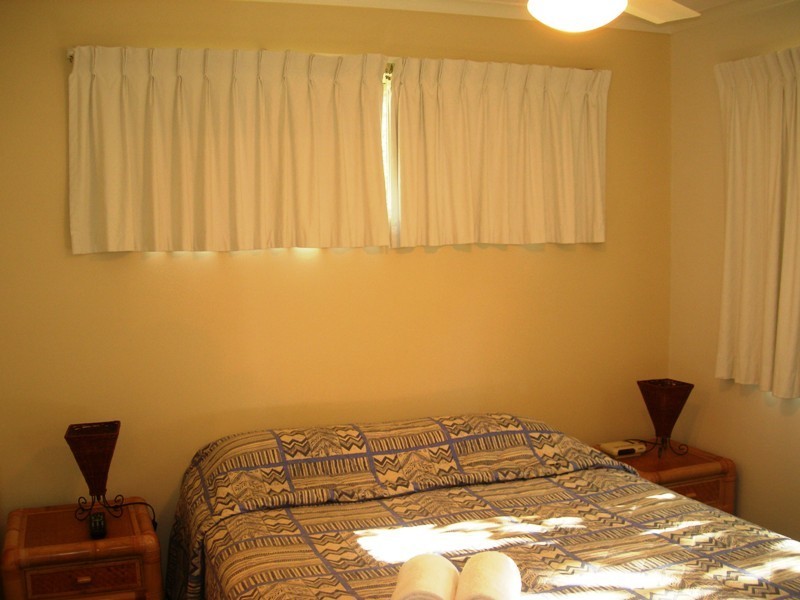 7/4 Double Island Drive, Rainbow Beach QLD 4581