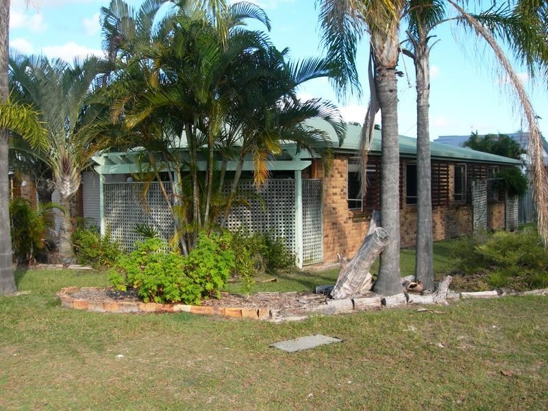 2/51 Tingira Close, Rainbow Beach QLD 4581