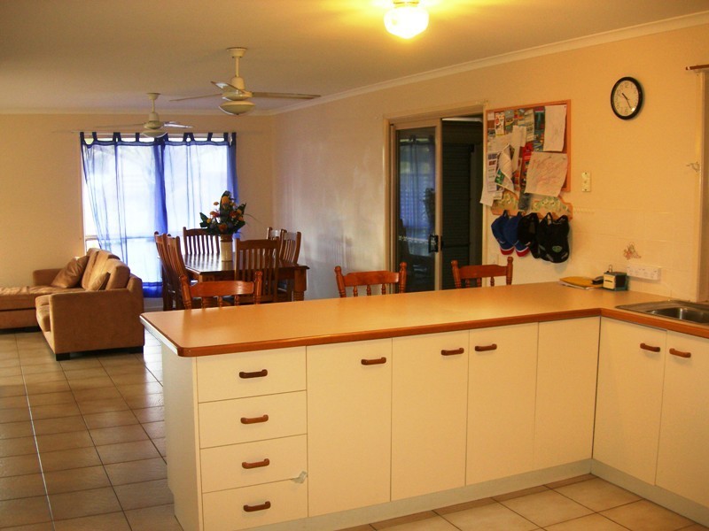 2/51 Tingira Close, Rainbow Beach QLD 4581