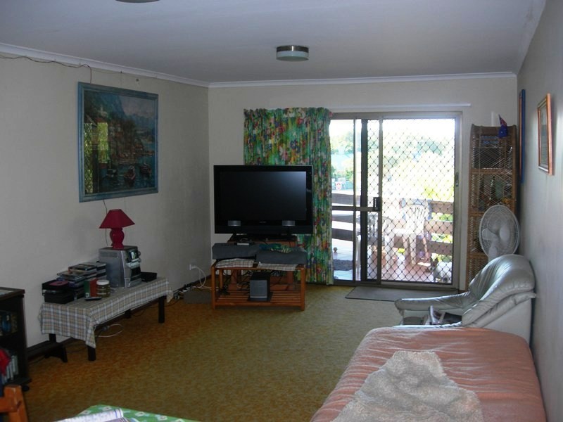 4/2 Cypress Avenue, Rainbow Beach QLD 4581