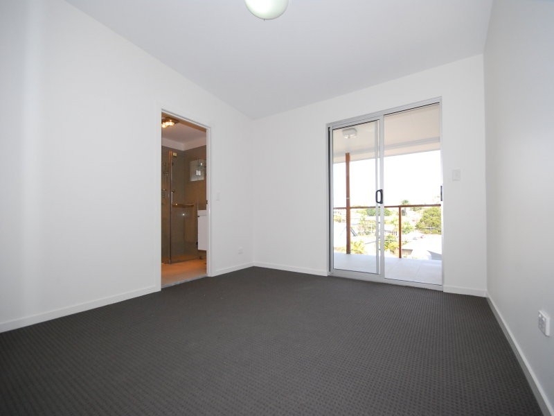 Greenslopes QLD 4120