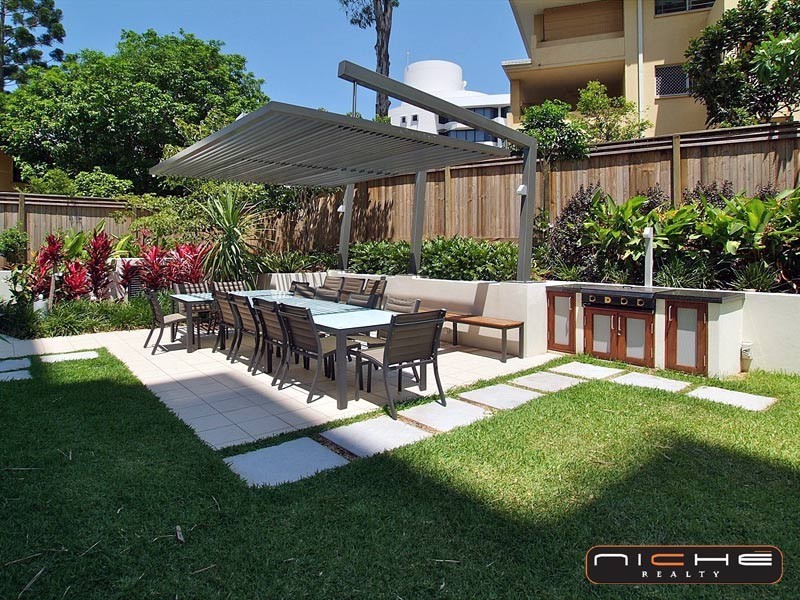 18 Manning Street, Milton QLD 4064