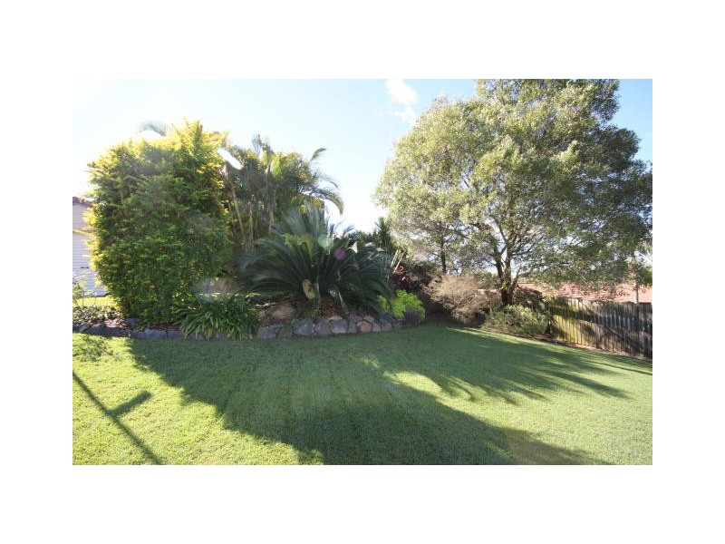 2 Kingfisher Street, Aroona QLD 4551