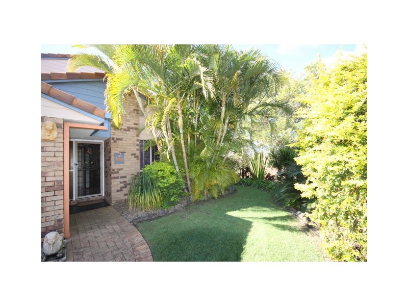 2 Kingfisher Street, Aroona QLD 4551