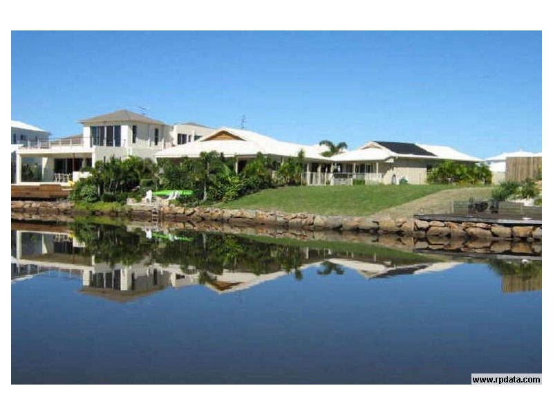 33 Baywater drive, Twin Waters QLD 4564
