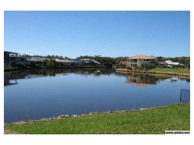33 Baywater drive, Twin Waters QLD 4564