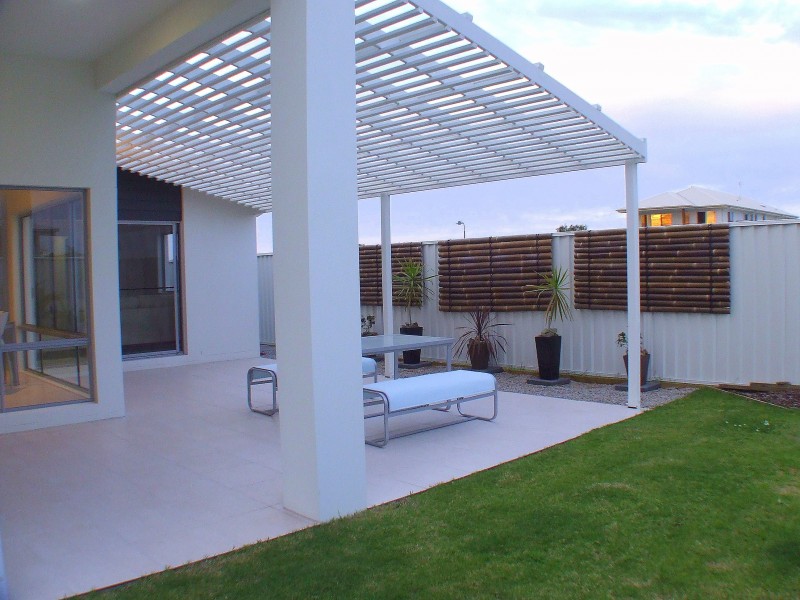 6 Nevis Court, Kawana Island QLD 4575