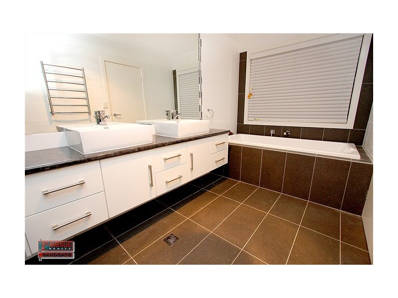 21 Regency Street, Brighton QLD 4017