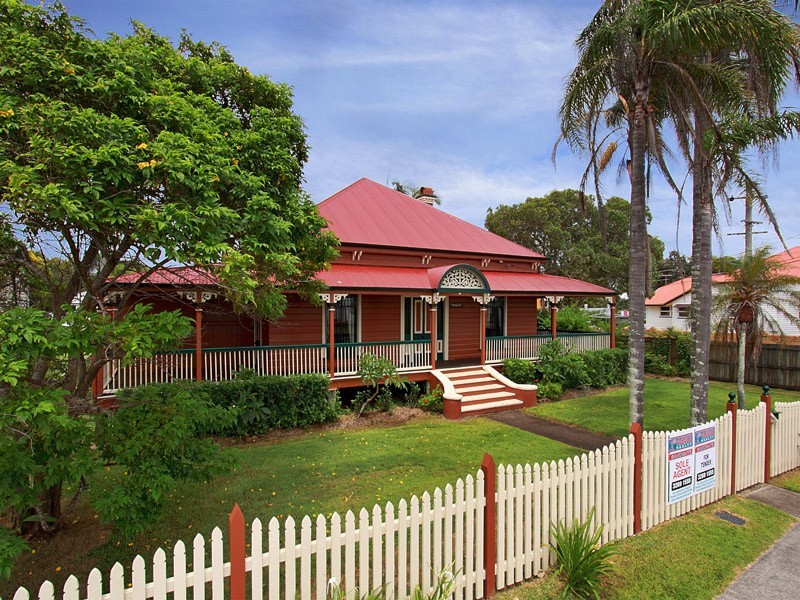 50 FLINDERS PARADE, Sandgate QLD 4017