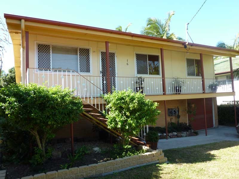 16 SUNNYBROOK ST, Brighton QLD 4017