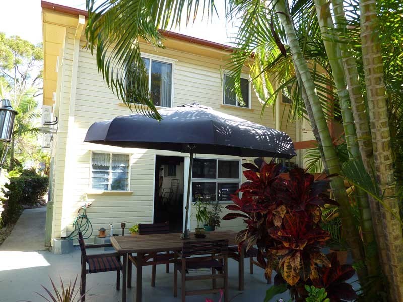 16 SUNNYBROOK ST, Brighton QLD 4017