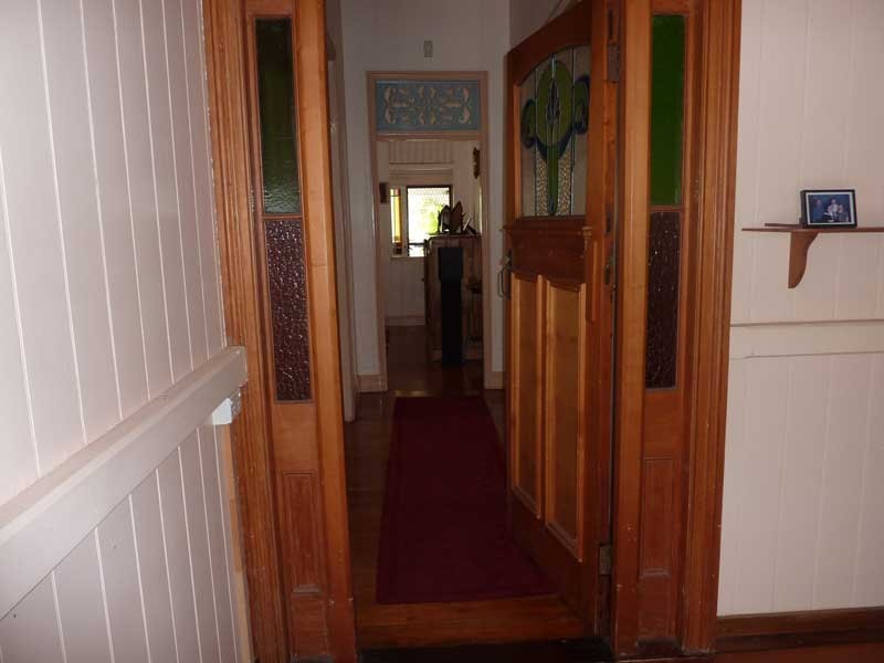 118 PALM AVENUE, Shorncliffe QLD 4017