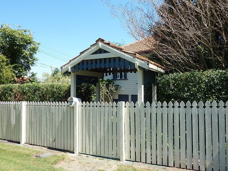 49 NASH STREET, Sandgate QLD 4017