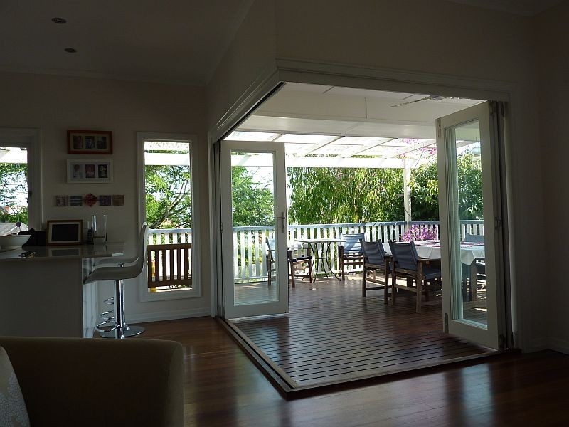 49 NASH STREET, Sandgate QLD 4017