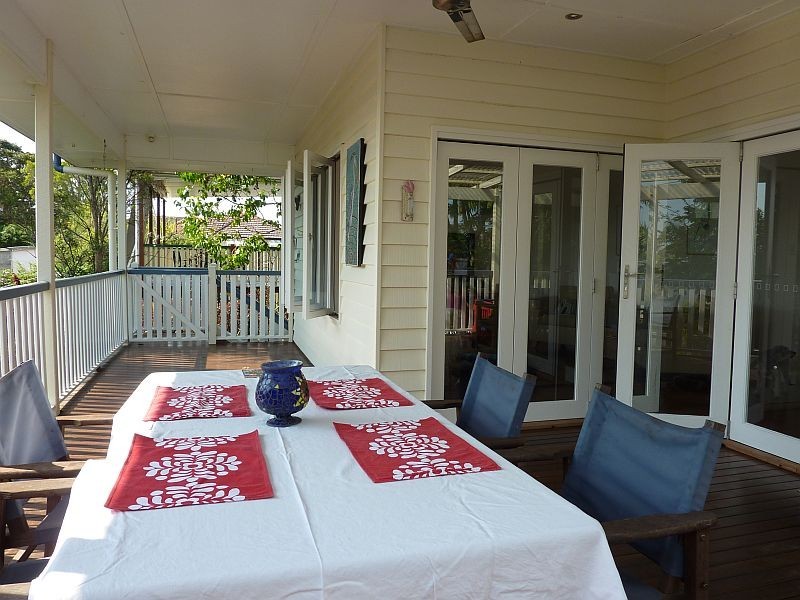 49 NASH STREET, Sandgate QLD 4017