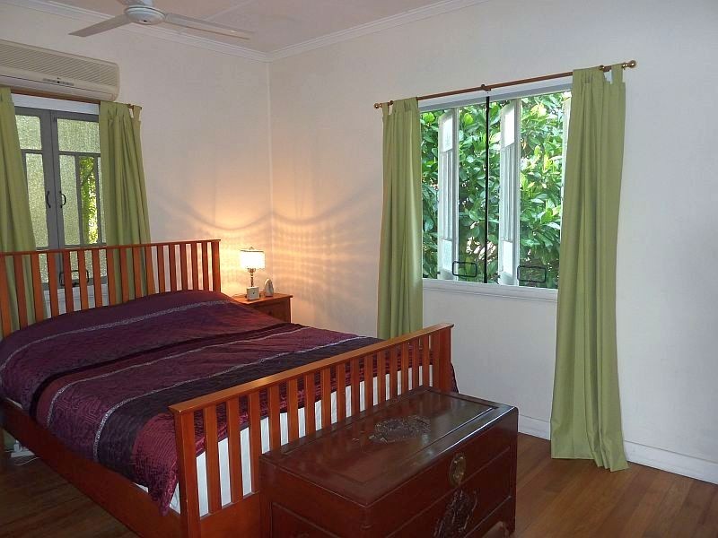 49 NASH STREET, Sandgate QLD 4017