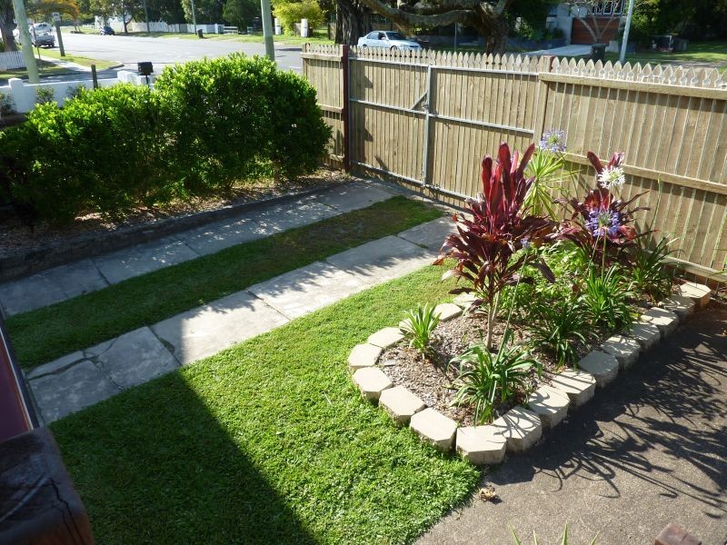 187 RAINBOW STREET, Sandgate QLD 4017