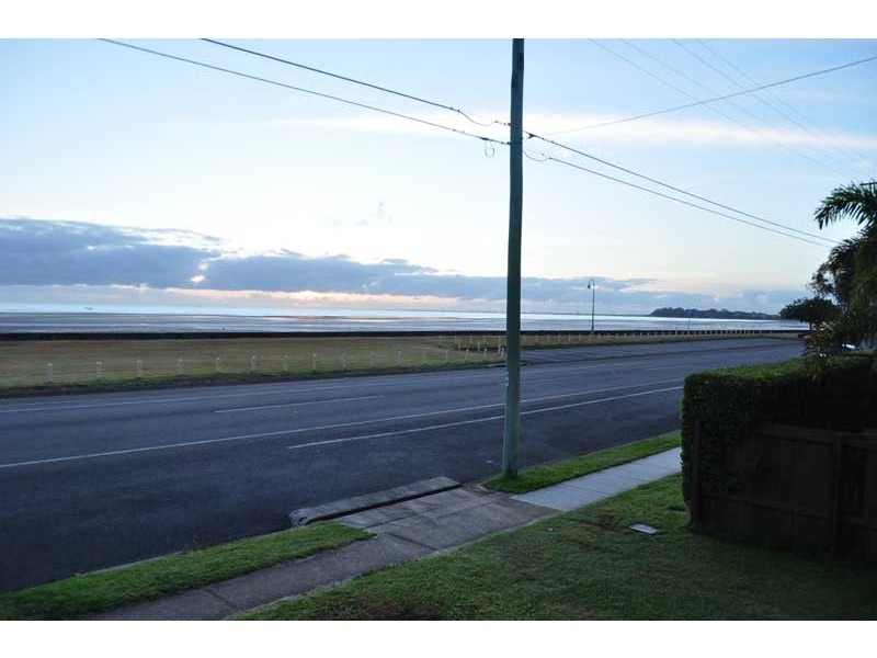 360 FLINDERS PARADE, Brighton QLD 4017