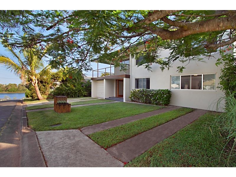 24 ALEXANDRA STREET, Sandgate QLD 4017