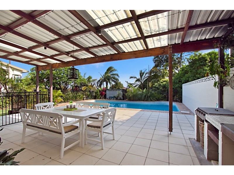 24 ALEXANDRA STREET, Sandgate QLD 4017