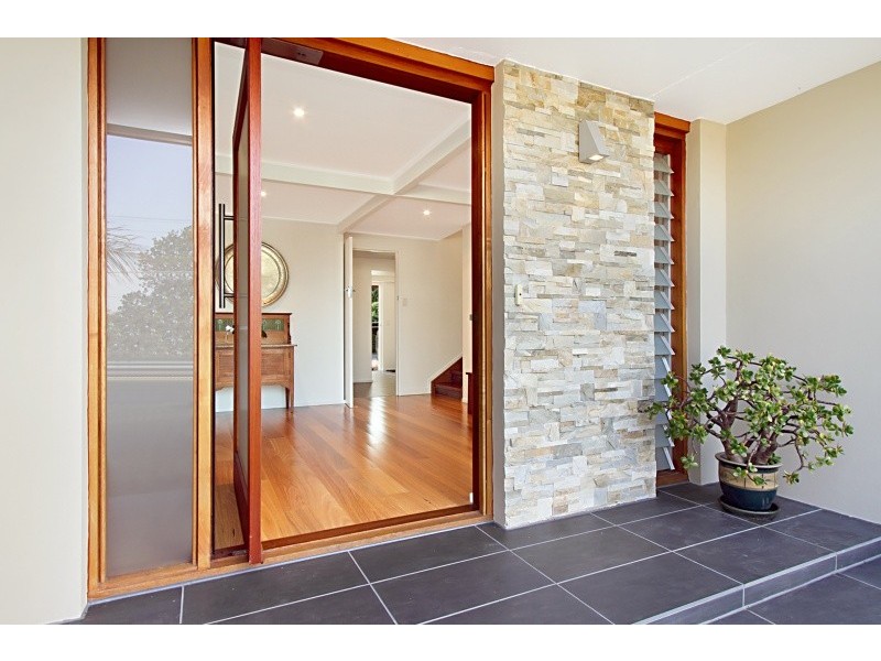 24 ALEXANDRA STREET, Sandgate QLD 4017