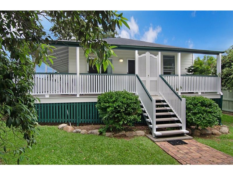 32 WICKHAM ST, Brighton QLD 4017