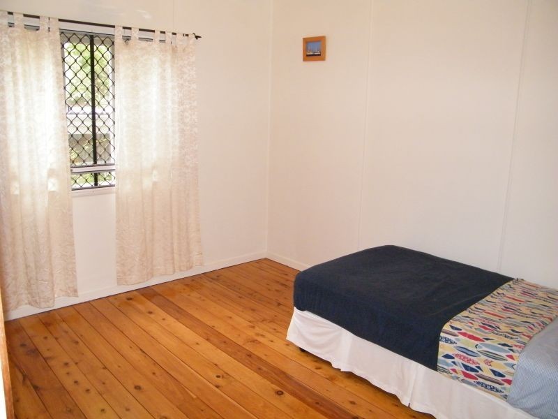 10 HERBERT STREET, Brighton QLD 4017