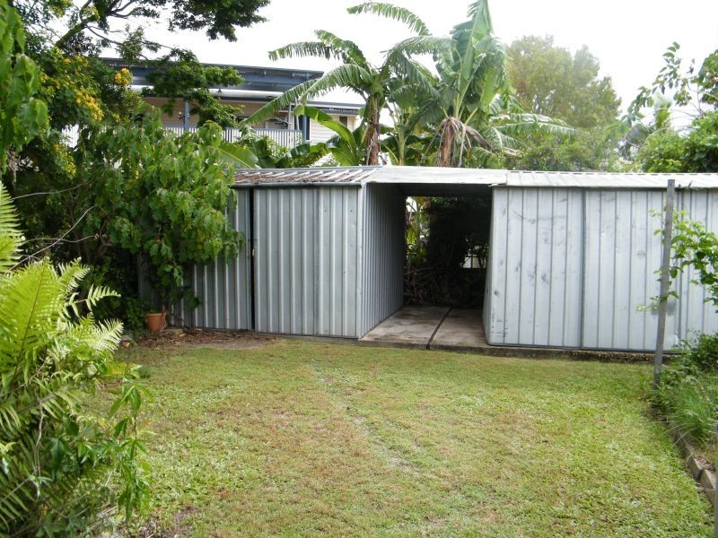 10 HERBERT STREET, Brighton QLD 4017