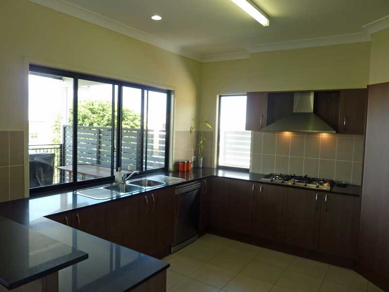 193 BRIGHTON RD, Sandgate QLD 4017