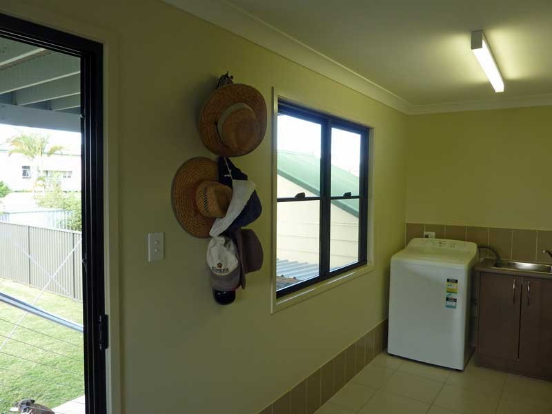 193 BRIGHTON RD, Sandgate QLD 4017