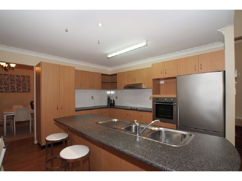 23 Grandview Place, Carindale QLD 4152