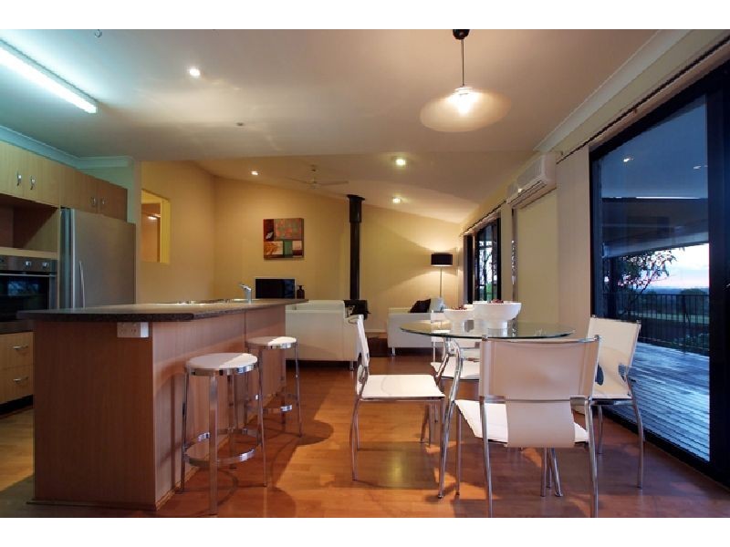 23 Grandview Place, Carindale QLD 4152