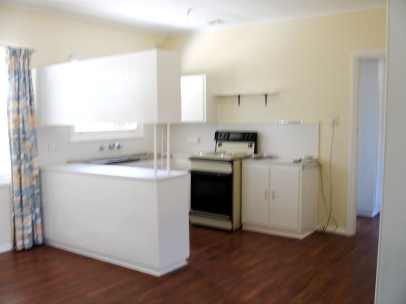 1 Collingullie Road, The Rock NSW 2655