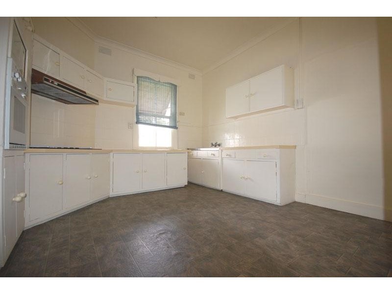 31 Chaston Street WAGGA WAGGA 2650, Wagga Wagga NSW 2650