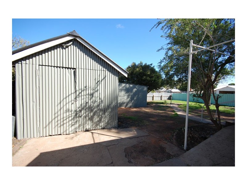 4 Crescent St, NARRANDERA NSW 2700, Narrandera NSW 2700