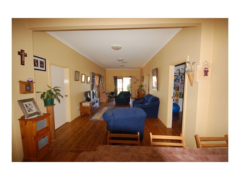 43 Menangle St, GANMAIN NSW 2702, Ganmain NSW 2702