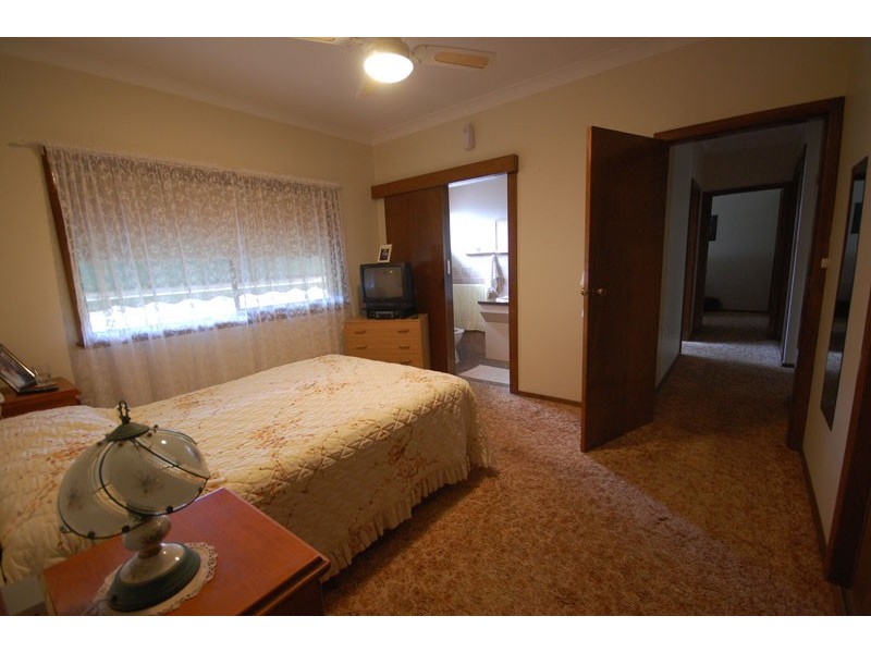 15 Green St, LOCKHART, NSW 2656, Lockhart NSW 2656
