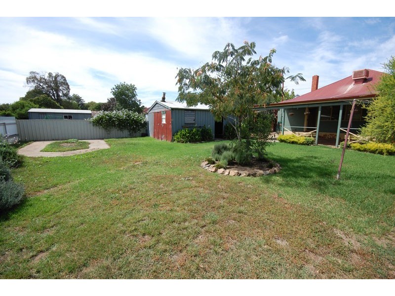 31 Chaston St, WAGGA WAGGA NSW 2650, Wagga Wagga NSW 2650