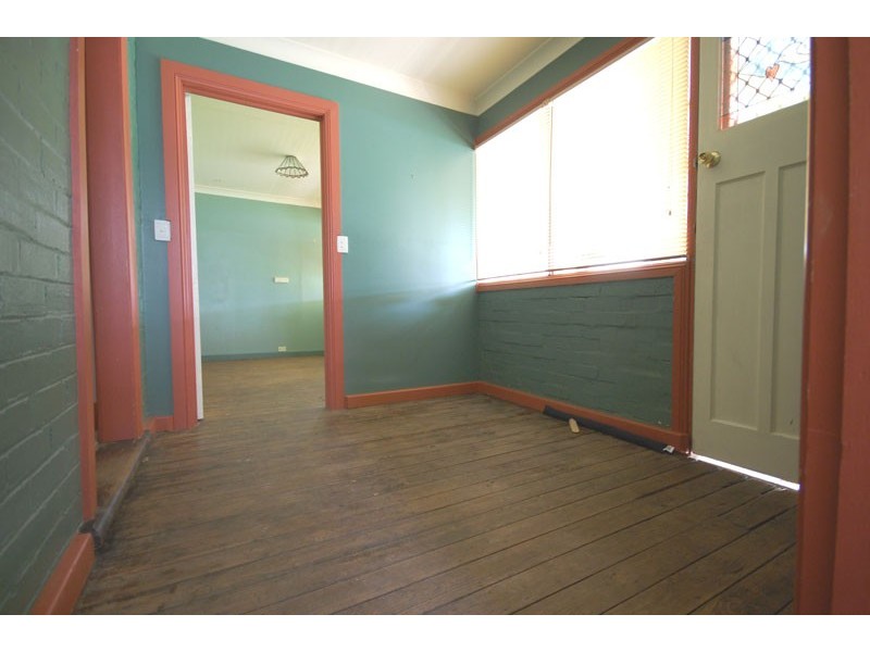 31 Chaston St, WAGGA WAGGA NSW 2650, Wagga Wagga NSW 2650