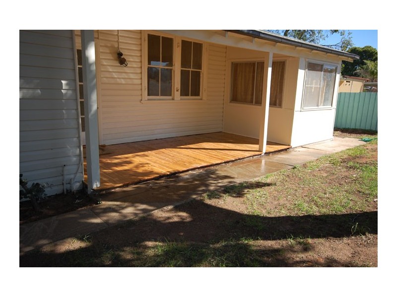 4 Crescent St, NARRANDERA NSW 2700, Narrandera NSW 2700