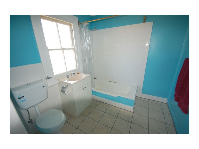 4 Crescent St, NARRANDERA NSW 2700, Narrandera NSW 2700