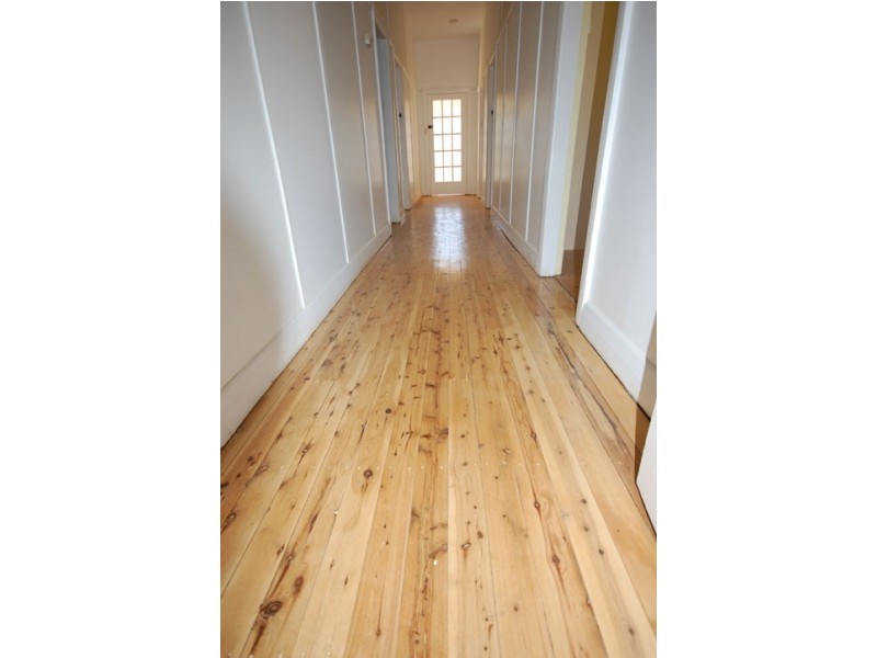 4 Crescent St, NARRANDERA NSW 2700, Narrandera NSW 2700