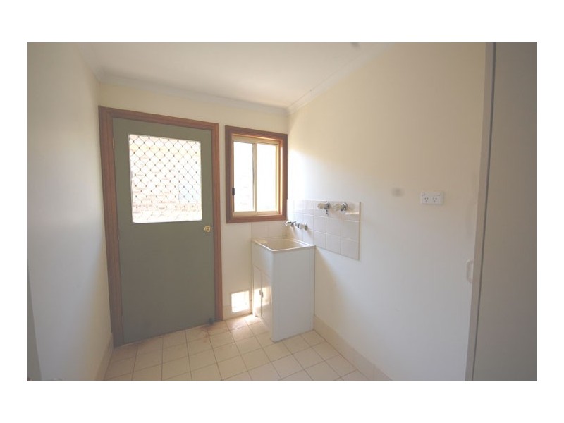 75 Bruce St, Coolamon NSW 2701