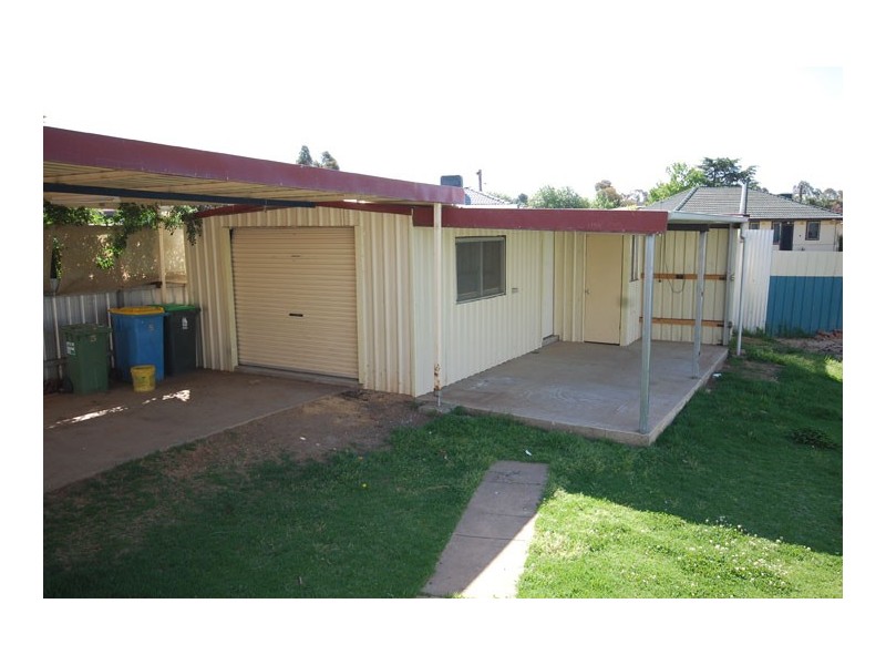 5 Buna St, Ashmont NSW 2650