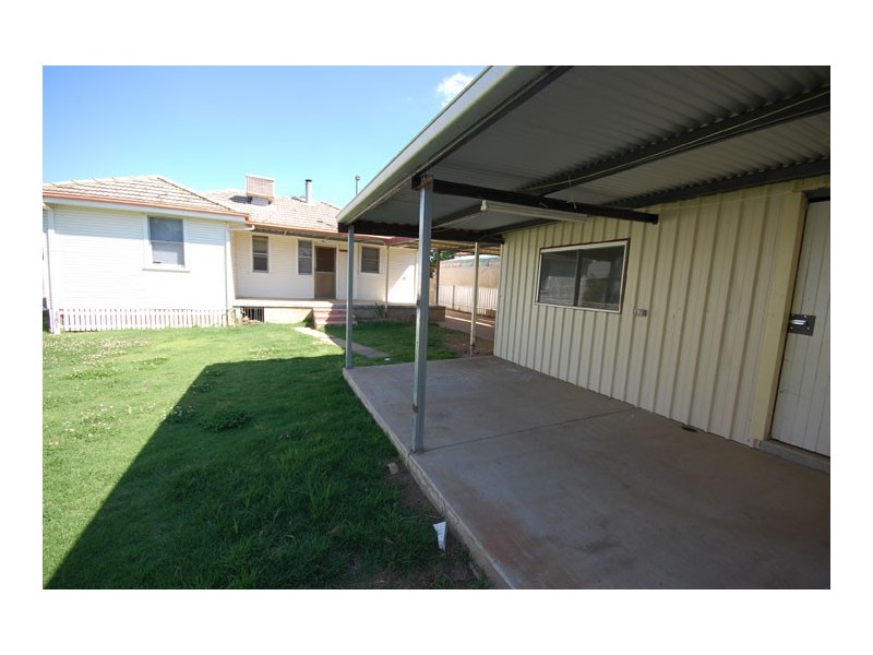 5 Buna St, Ashmont NSW 2650